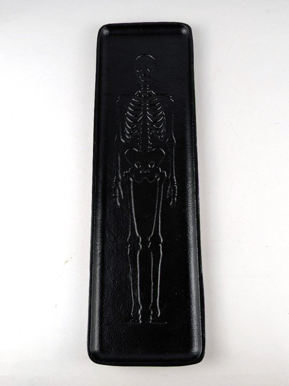 Black Cast Iron Skeleton Tray - Picture 2 of 8